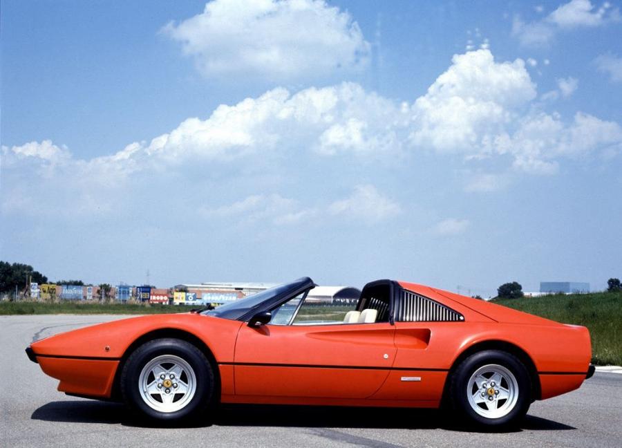  Ferrari 308 GTSi 1980 года  (фото 2 из 8)